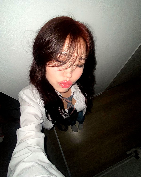 juilovelee instagram image archive image