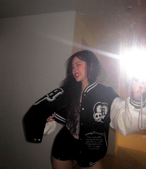 juilovelee instagram image archive image