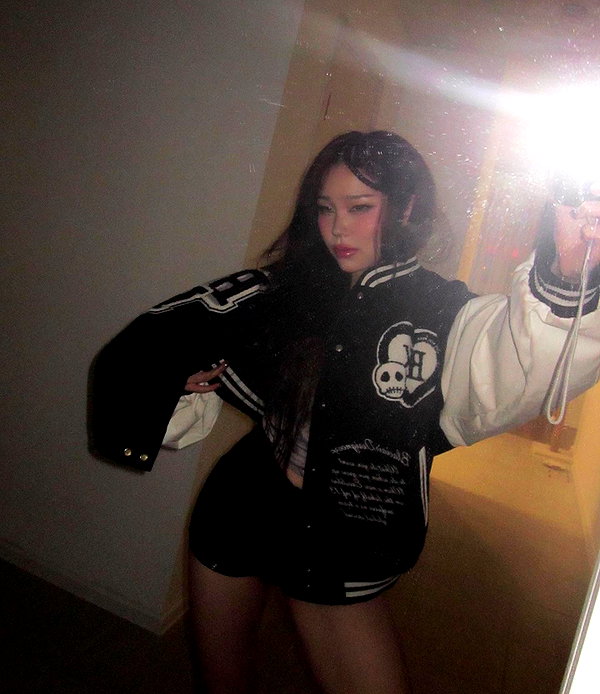 juilovelee instagram image archive image