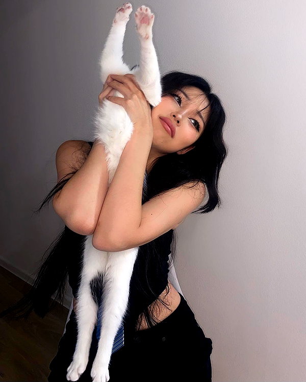 juilovelee instagram image archive image