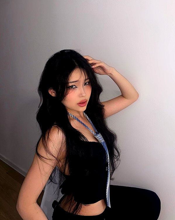 juilovelee instagram image archive image