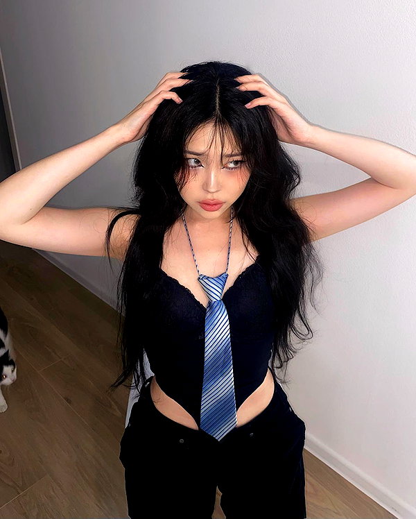 juilovelee instagram image archive image