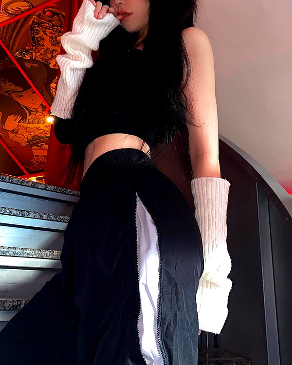juilovelee instagram image archive image