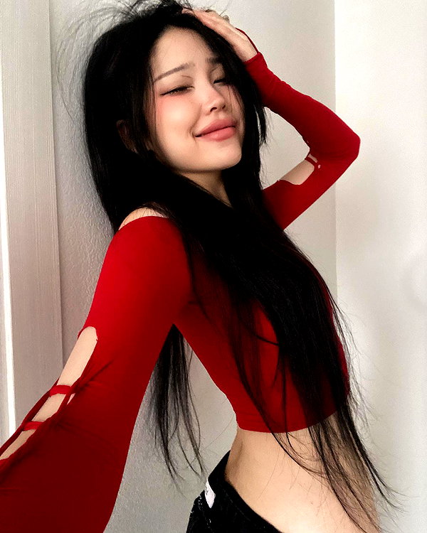 juilovelee instagram image archive image