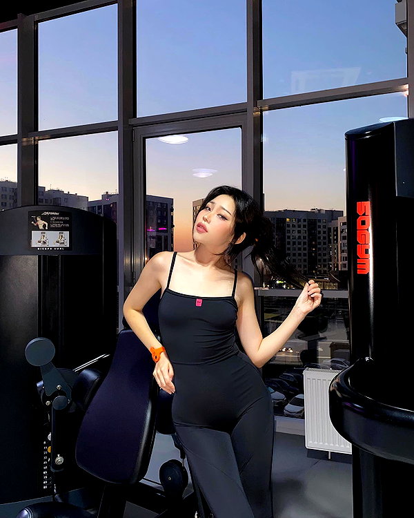 juilovelee instagram image archive image