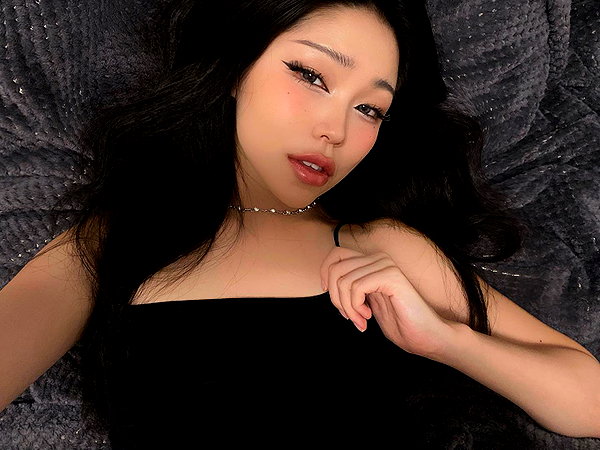 juilovelee instagram image archive image