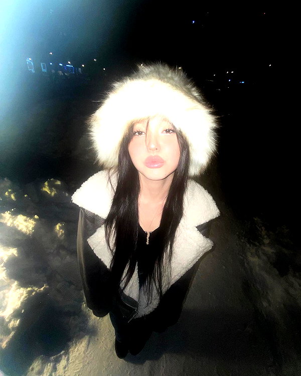juilovelee instagram image archive image