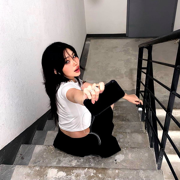 juilovelee instagram image archive image