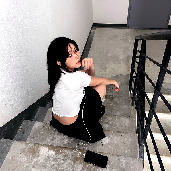 juilovelee instagram image archive image