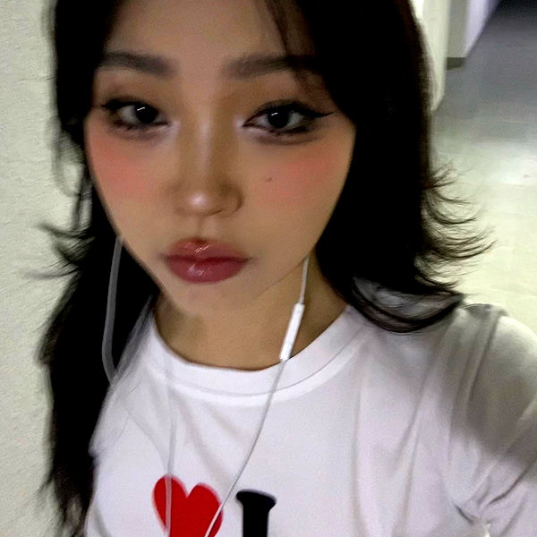 juilovelee instagram image archive image