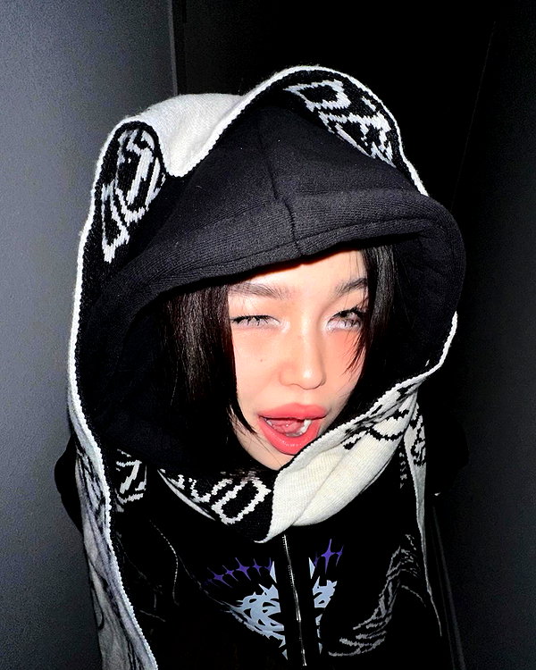 juilovelee instagram image archive image