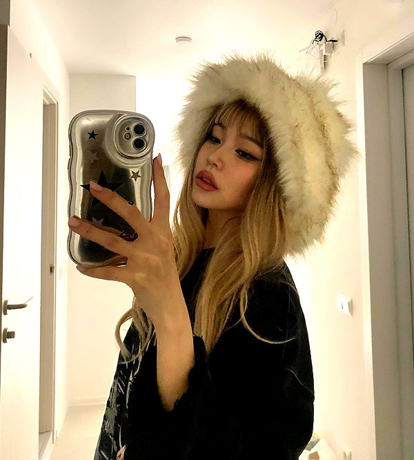juilovelee instagram image archive image