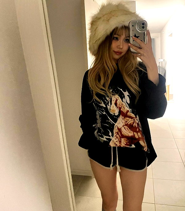 juilovelee instagram image archive image