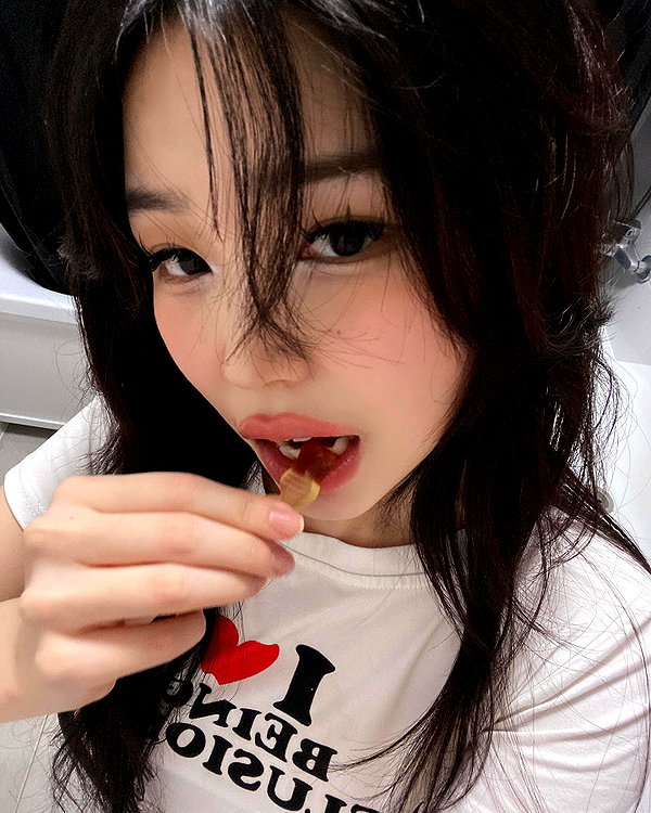 juilovelee instagram image archive image