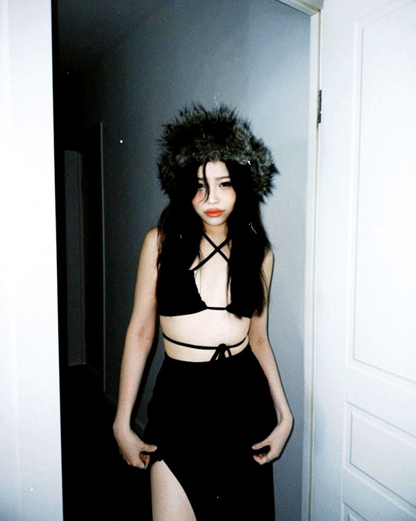 juilovelee instagram image archive image