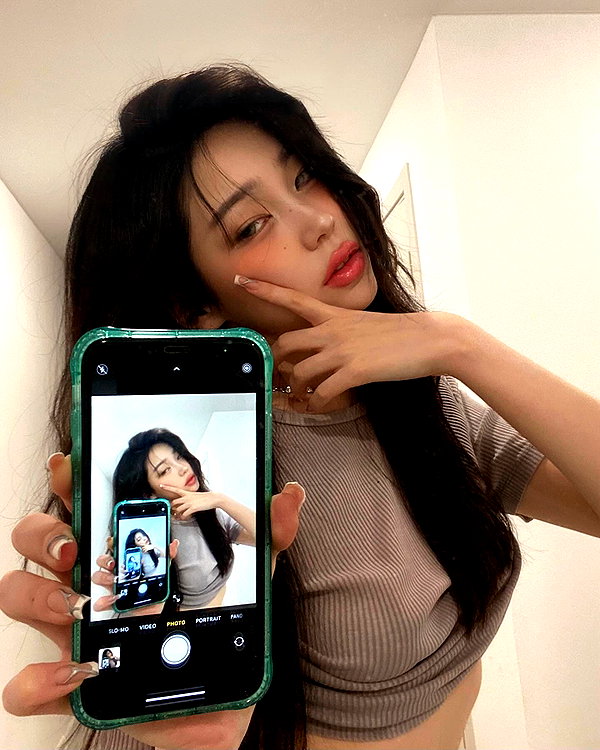 juilovelee instagram image archive image
