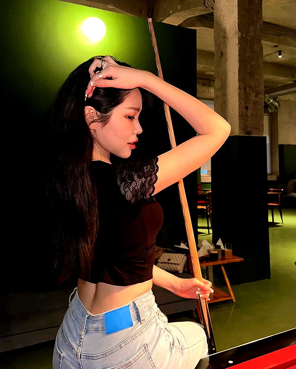 juilovelee instagram image archive image