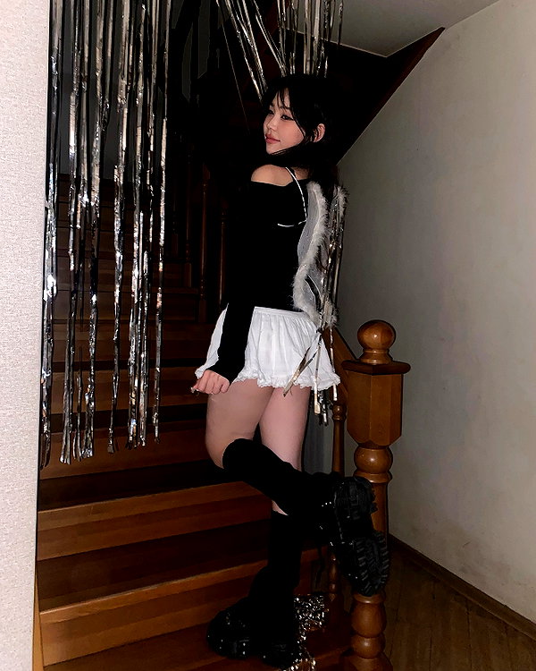 juilovelee instagram image archive image