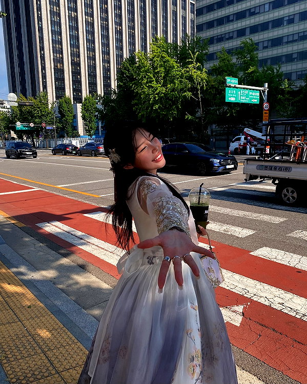 juilovelee instagram image archive image