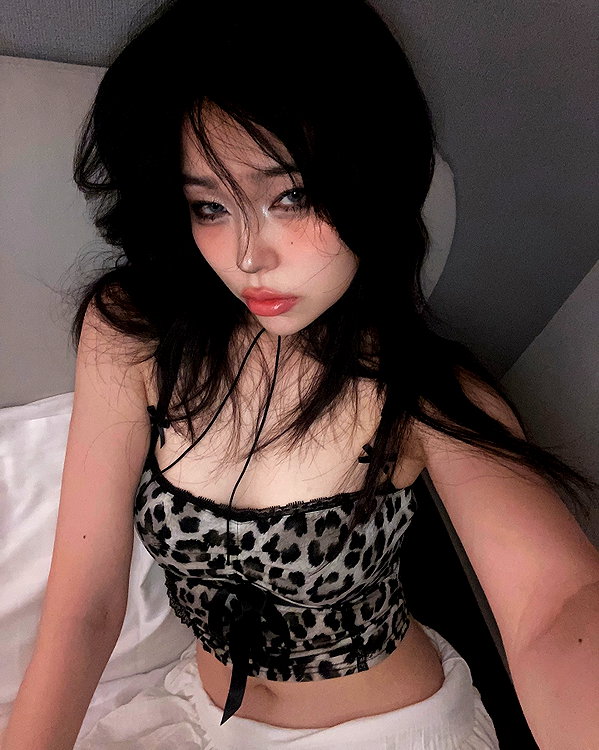 juilovelee instagram image archive image