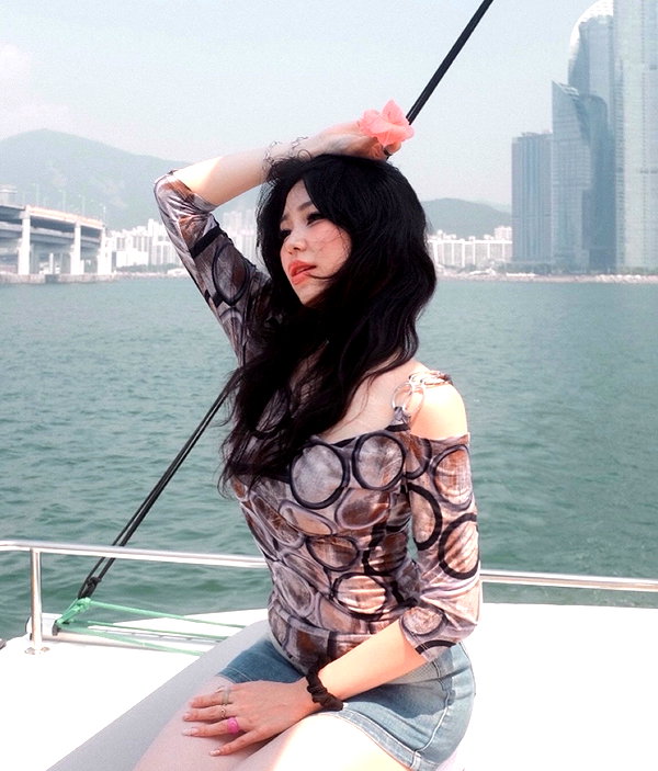 juilovelee instagram image archive image
