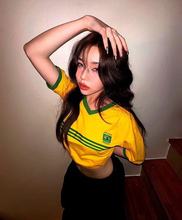 juilovelee instagram image archive image