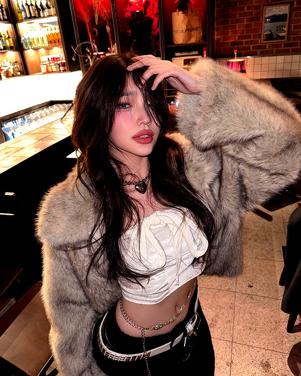 juilovelee instagram image archive image