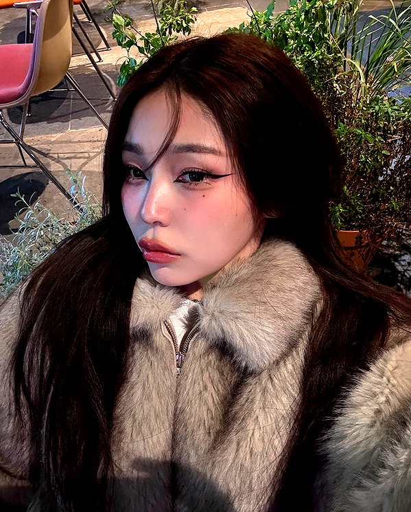 juilovelee instagram image archive image