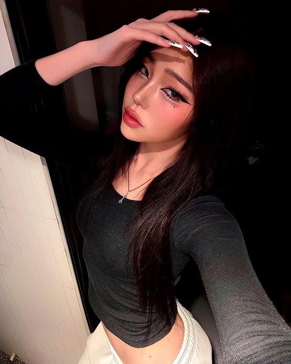juilovelee instagram image archive image