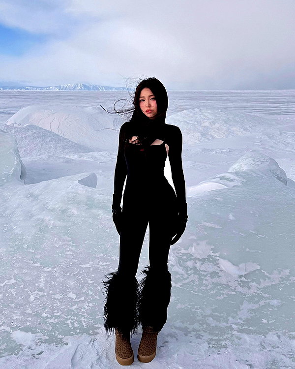 juilovelee instagram image archive image