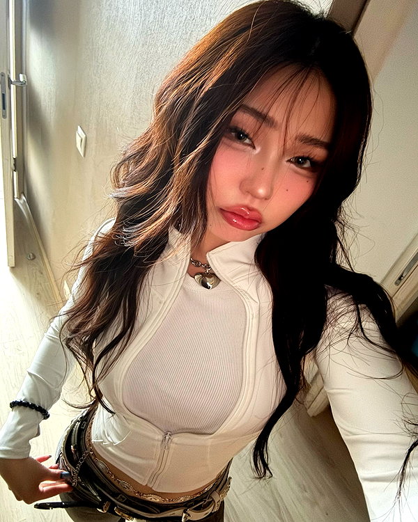 juilovelee instagram image archive image