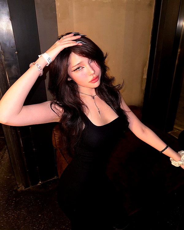 juilovelee instagram image archive image