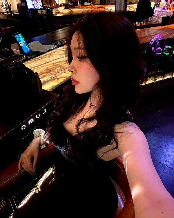 juilovelee instagram image archive image