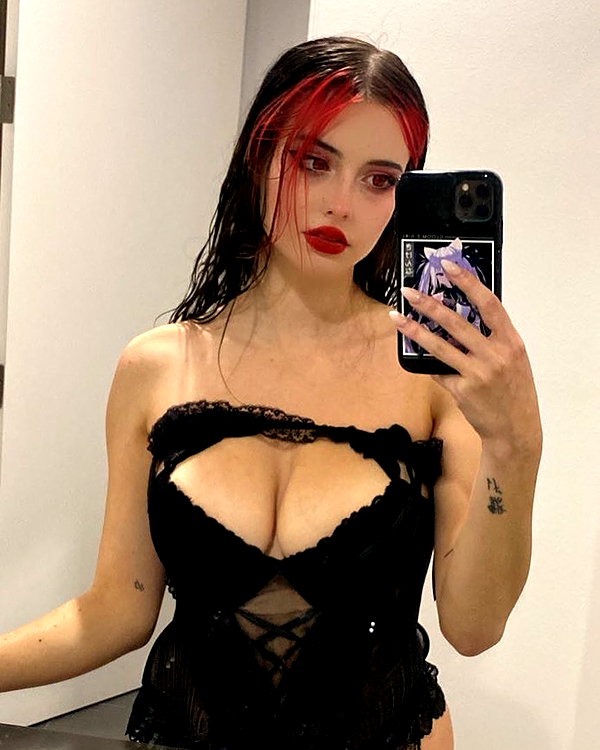 julesxburch instagram image archive image
