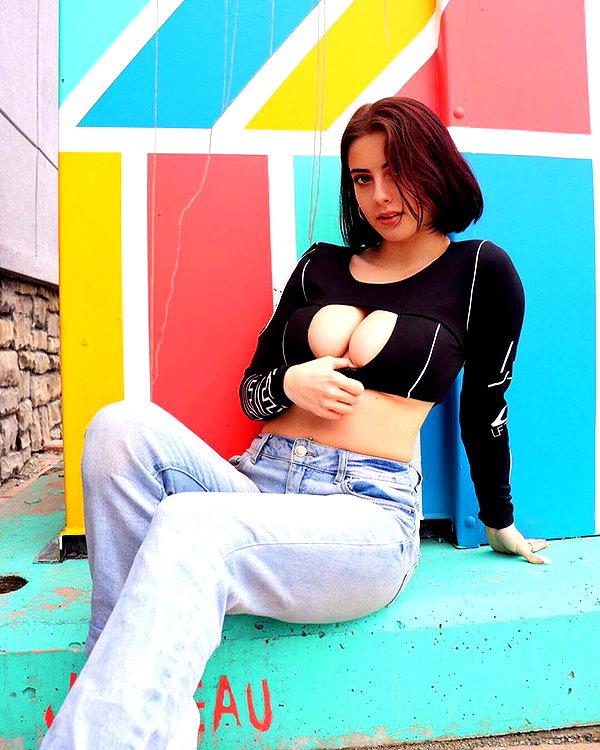 juliaaburch instagram image archive image