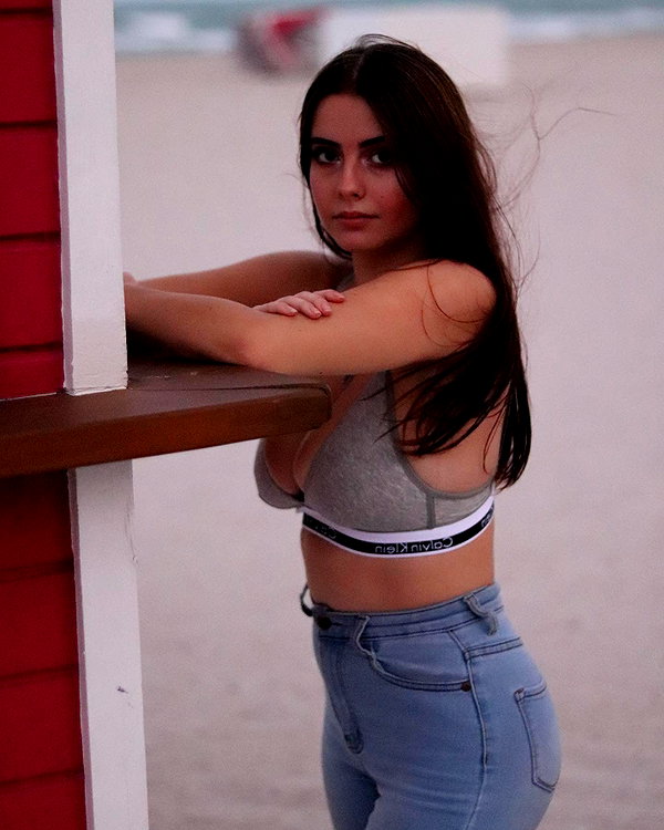 juliaaburch instagram image archive image