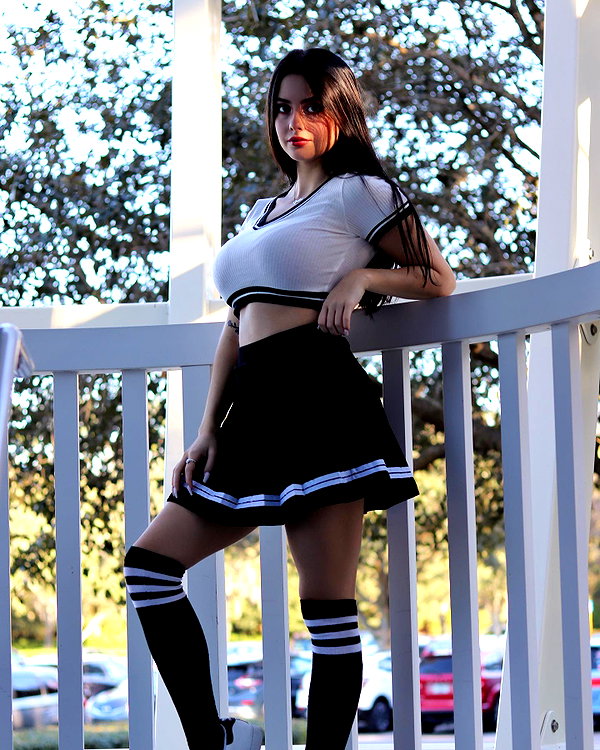 juliaaburch instagram image archive image