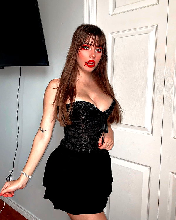 juliaaburch instagram image archive image