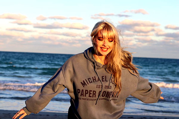 juliaaburch instagram image archive image
