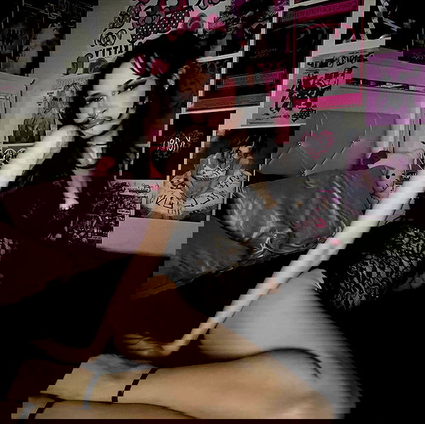 juliaelzz juliaelzz archive image