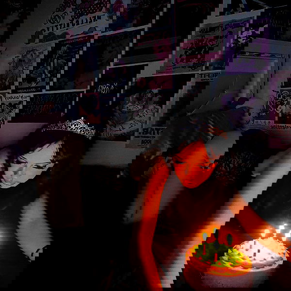 juliaelzz juliaelzz archive image