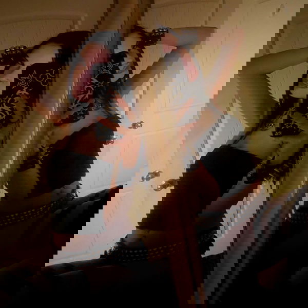 juliaelzz juliaelzz archive image