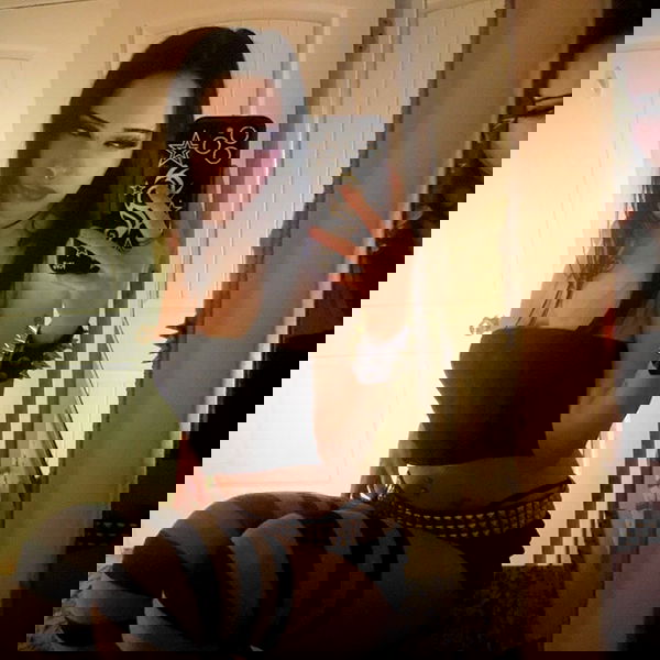 juliaelzz juliaelzz archive image