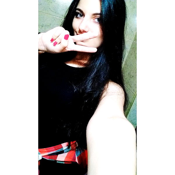 julieta.allegretti instagram image archive image