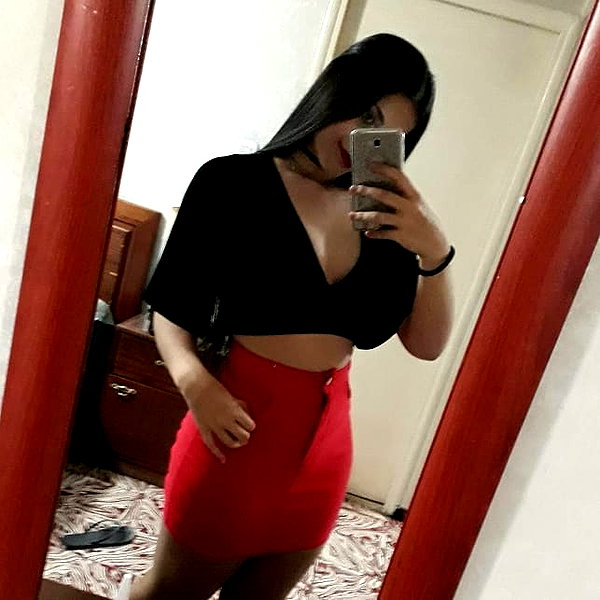 julieta.allegretti instagram image archive image
