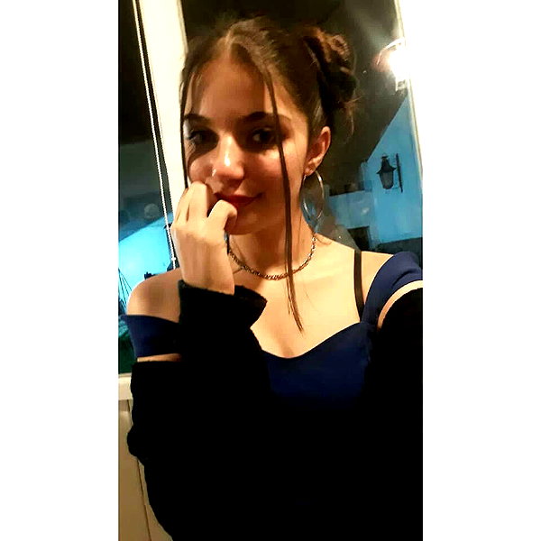 julieta.allegretti instagram image archive image