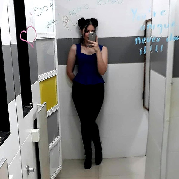 julieta.allegretti instagram image archive image