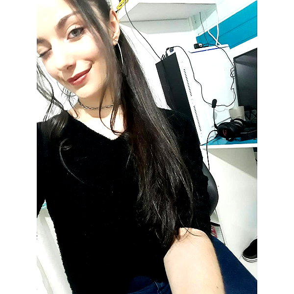 julieta.allegretti instagram image archive image