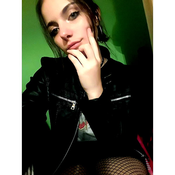 julieta.allegretti instagram image archive image