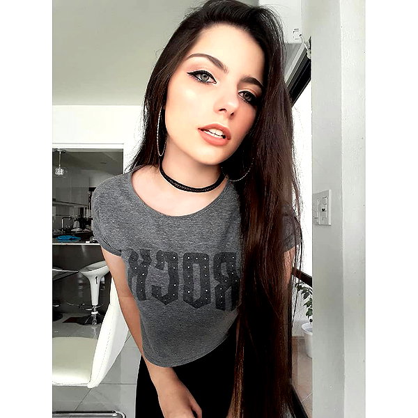 julieta.allegretti instagram image archive image